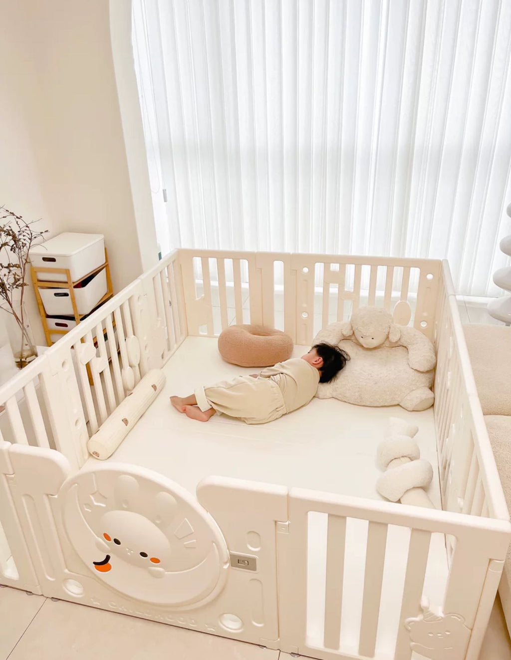 Lunar Bunny Playpen