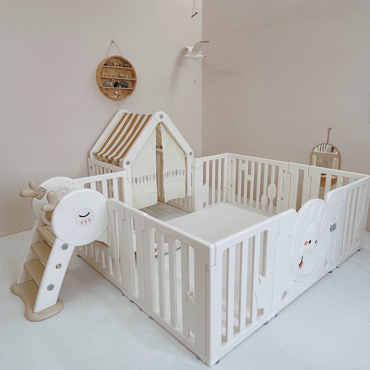 Lunar Bunny Playpen