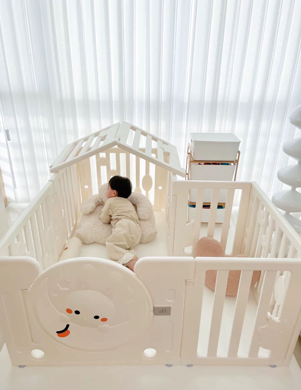 Lunar Bunny Playpen